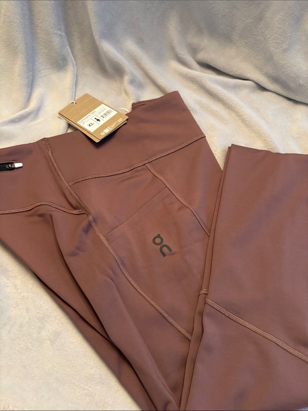 On Running Girls Mauve Athletic Leggings with Pocket